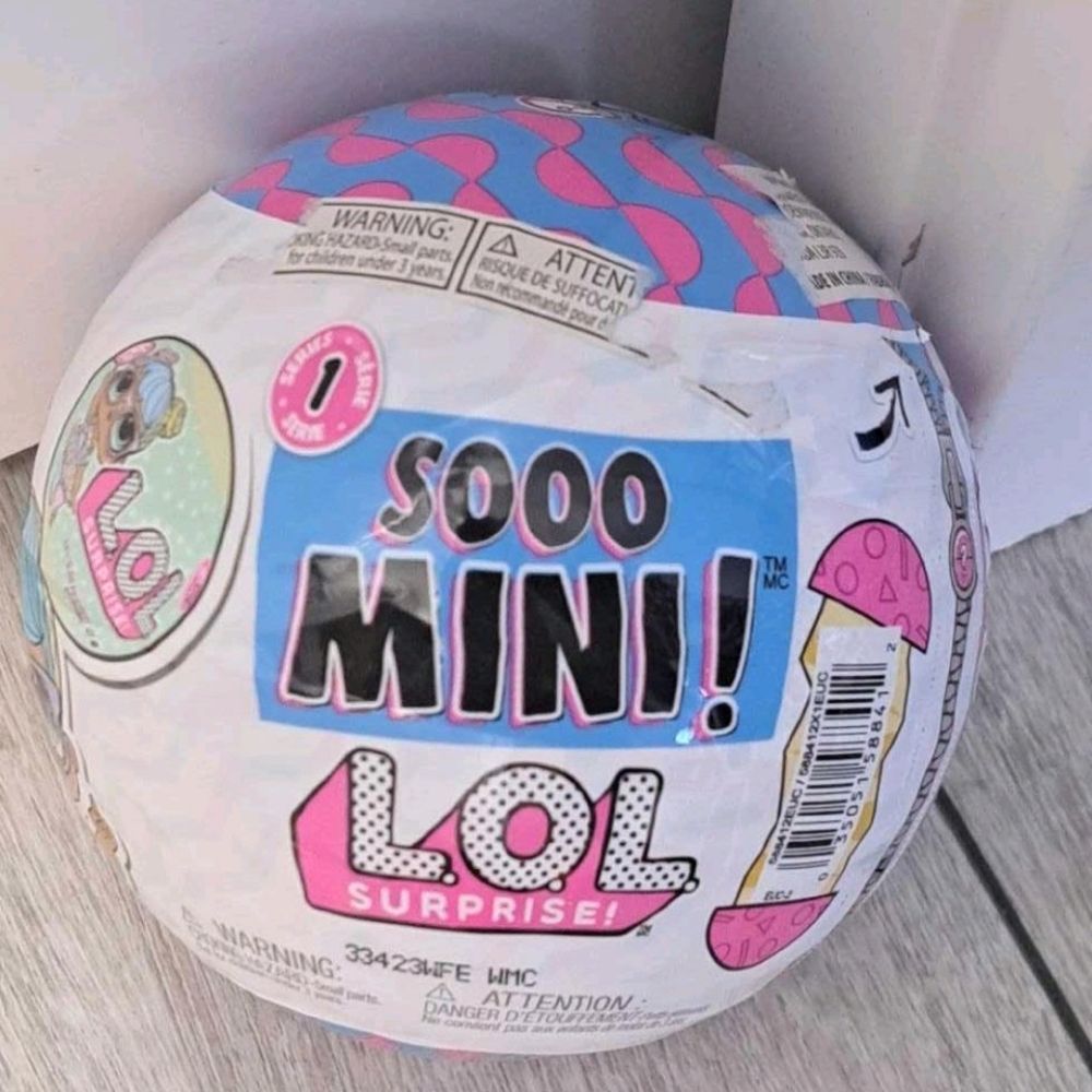 Brand New L.O.L Surprise! Ball.  Sooo Mini! Edition Ball. Comes With Doll & Acce